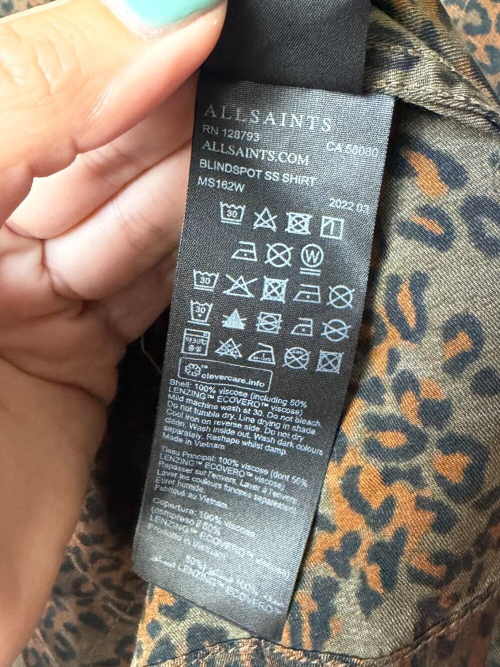ALLSAINTS Blindspot Relaxed Fit Camp Shirt in Leopard Size S - Picture 5 of 6